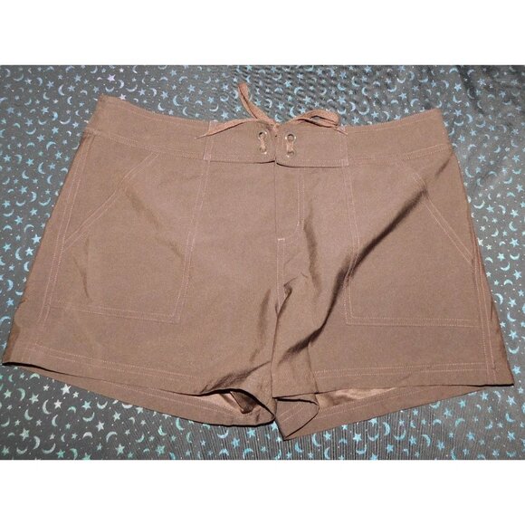 Preppy Croft & Barrow Brown Shorts With Tie Waist - Picture 4 of 5